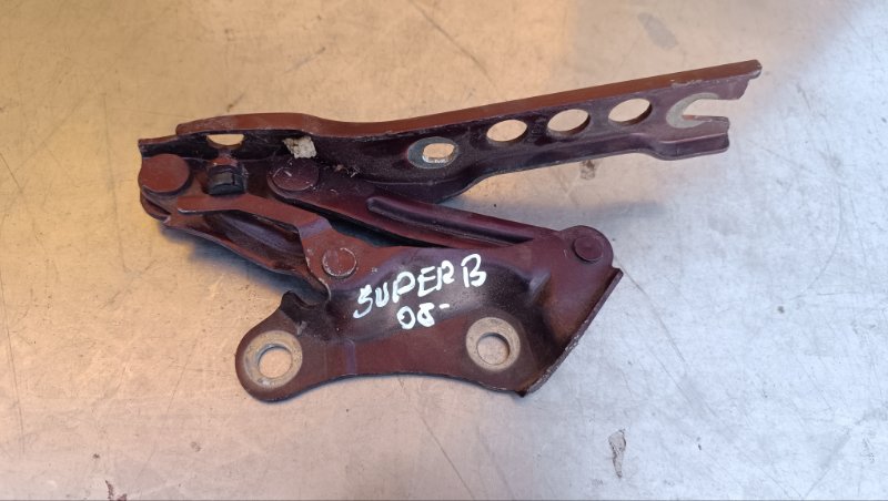 Петля капота левая Skoda Superb 2 2008-2015 Петля капота левая Skoda Superb 2 2008-2015