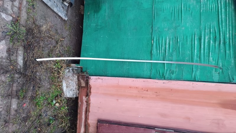 Молдинг крыши левый C204 2013 СЕДАН Молдинг крыши левый C204 2013 СЕДАН