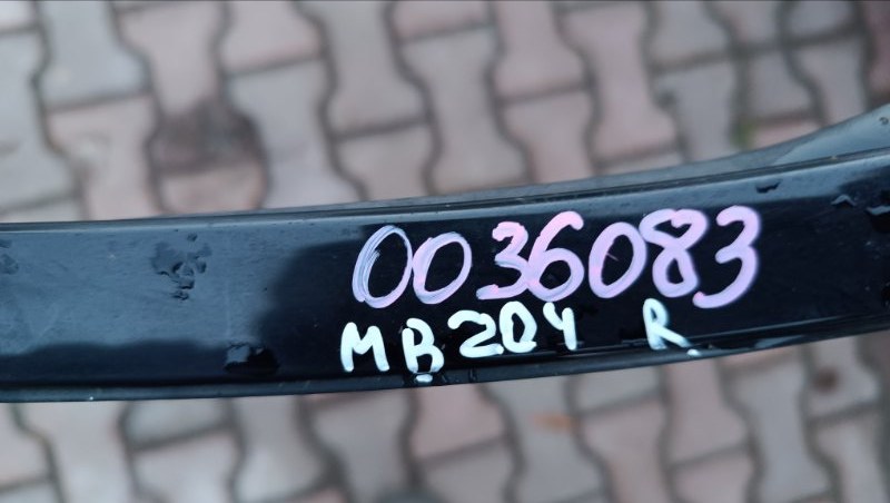 Молдинг крыши правый C204 2013 СЕДАН