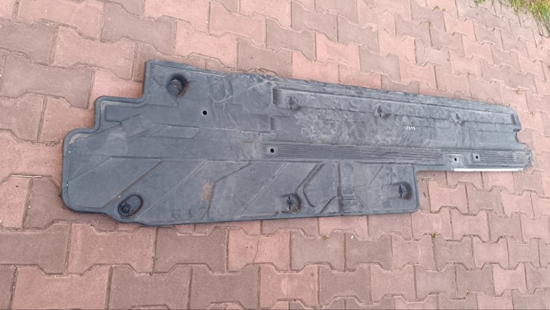 Защита правая C204 2013 СЕДАН