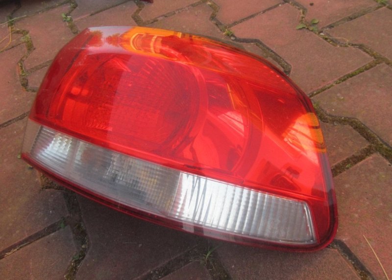 Фонарь правый Volkswagen Golf 6 2009-2013 Фонарь правый Volkswagen Golf 6 2009-2013