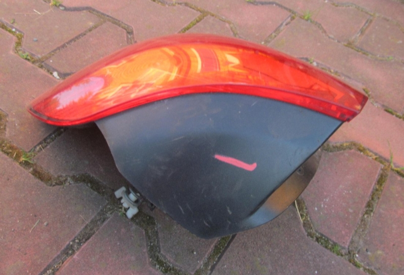 Фонарь правый Golf 6 2009-2013