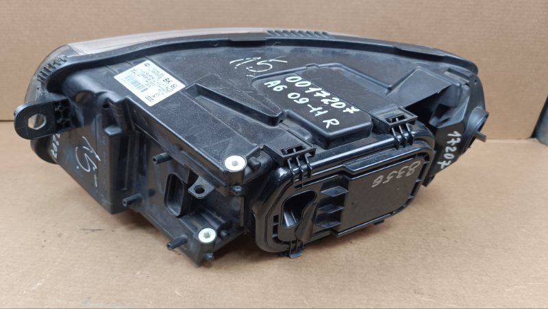 Фара передняя правая Audi A6 C6 2005-2011