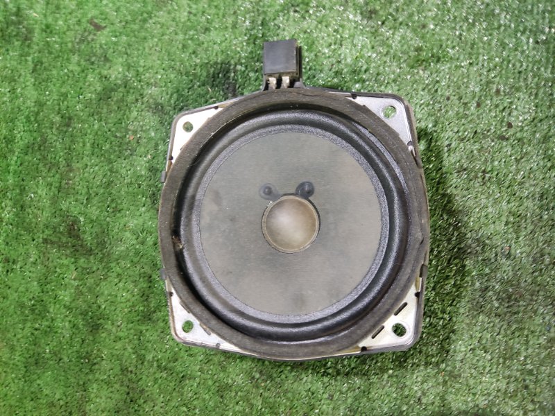 Динамик в дверь Hyundai Getz 2009 Рестайлинг 1.4 963301C000 Б/У