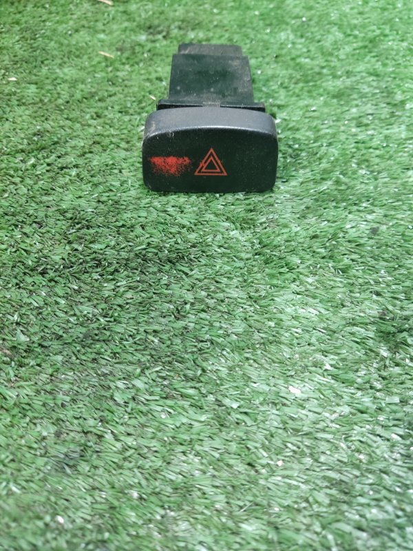 Кнопка аварийной сигнализации Hyundai Sonata 006 Б/У