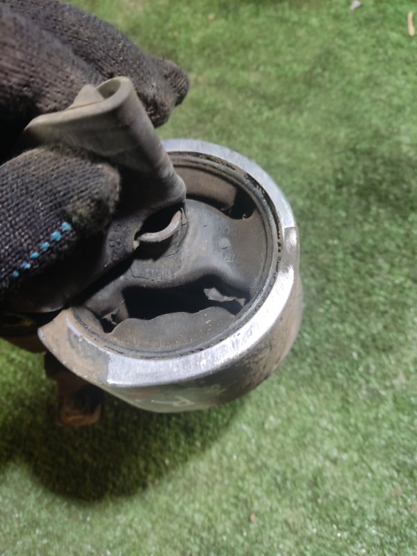 Опора двигателя правая Accent 2 Опора двигателя правая Accent 2