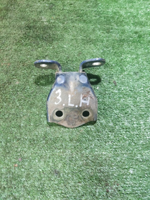 Петля двери задняя левая Hyundai Accent 2 106 Б/У