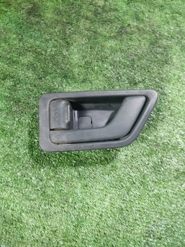 Ручка двери внутренняя задняя левая Hyundai Getz 2008 G4EE 158 Б/У