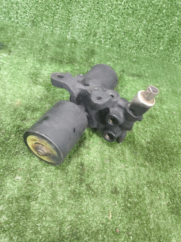 Блок клапанов системы kdss Toyota Land Cruiser 2008 200 1VD-FTV 4886060020 Б/У