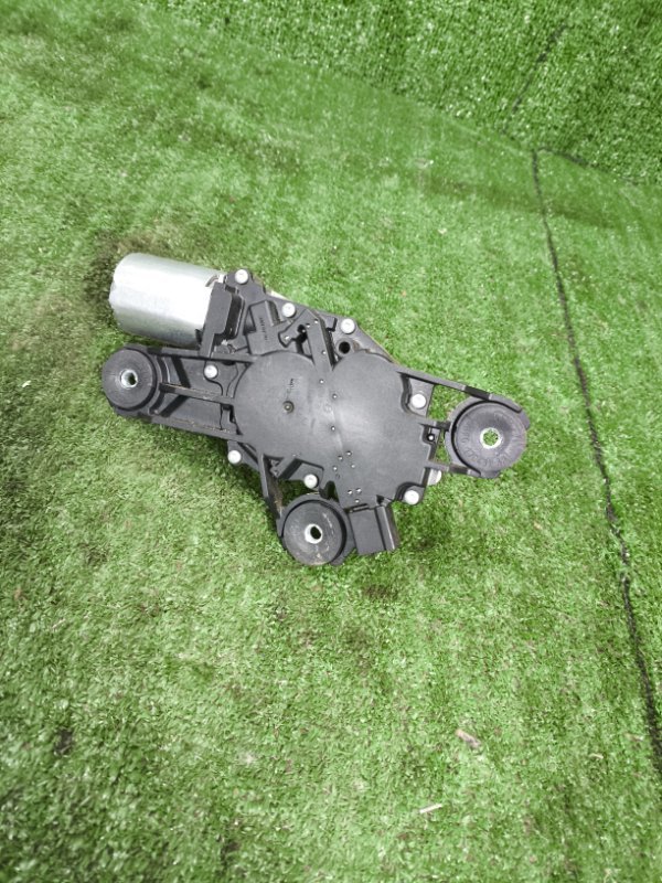 Моторчик дворников задний S-MAX 2006 2.5 HUWA Моторчик дворников задний S-MAX 2006 2.5 HUWA