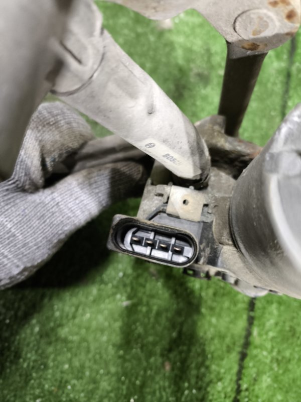 Моторчик дворников передний правый S-MAX 2006 2.5 HUWA