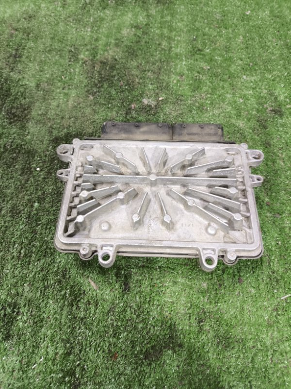 Блок управления двигателем S-MAX 2006 2.5 HUWA Блок управления двигателем S-MAX 2006 2.5 HUWA