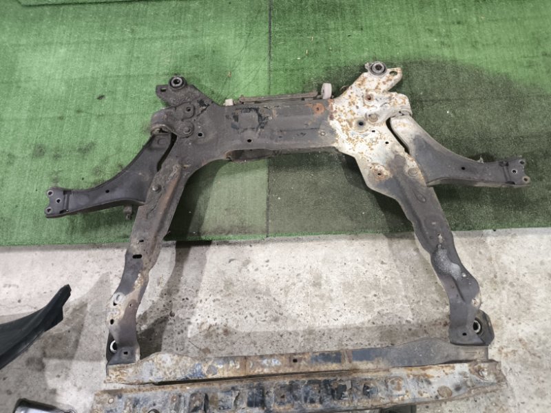 Подрамник S-MAX 2006 2.5 HUWA