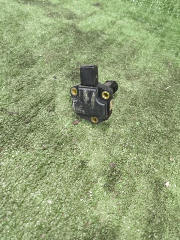 Запчасть датчик уровня масла Ford S-MAX 2006 2.5 HUWA 2557146 Б/У Датчик уровня масла Ford S-MAX 2006 2.5 HUWA 2557146 Б/У