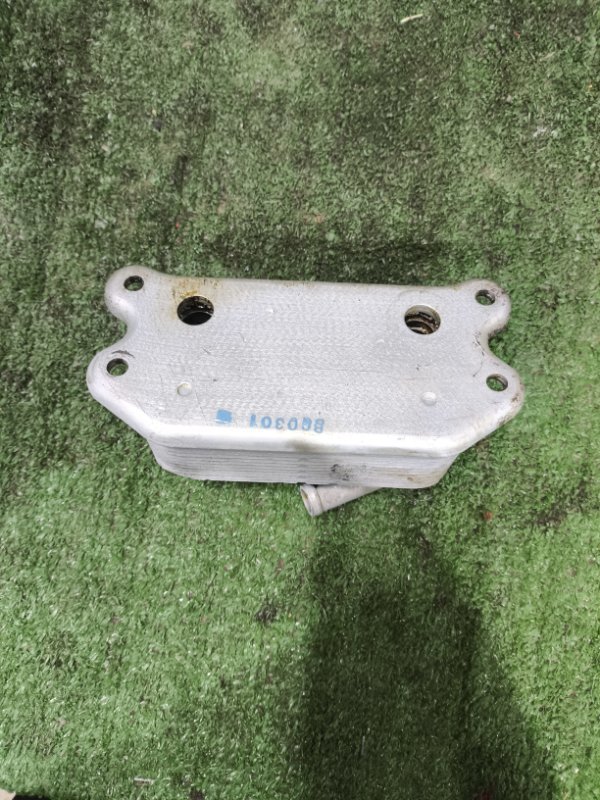 Радиатор масляный S-MAX 2006 2.5 HUWA