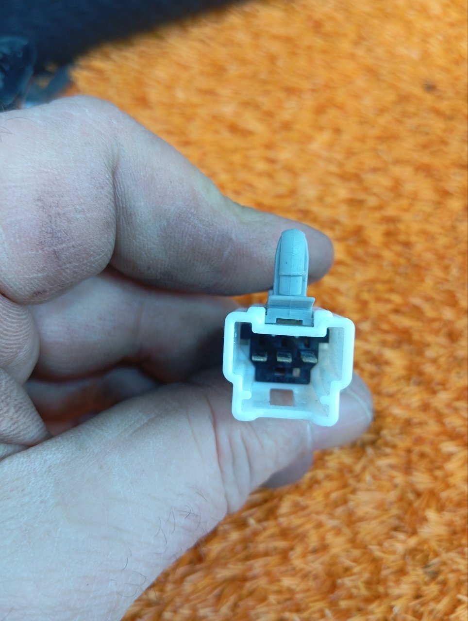 Спинка сиденья задняя левая Qashqai 2021 2 (J11) MR20 Спинка сиденья задняя левая Qashqai 2021 2 (J11) MR20