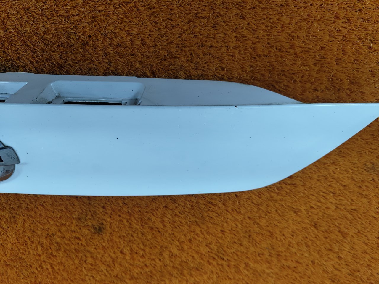 Накладка крышки багажника Nissan Qashqai 2 (J11) MR20