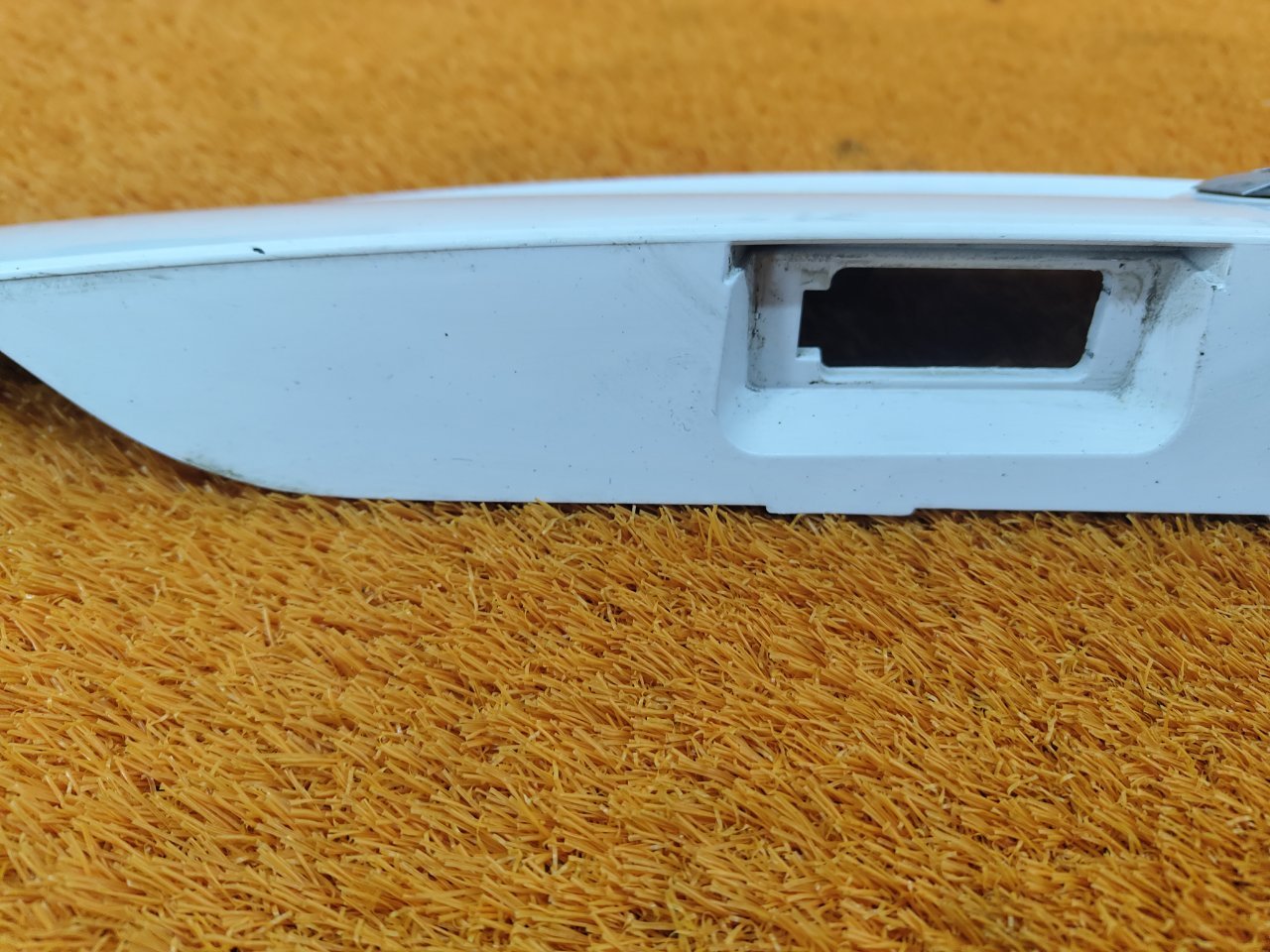 Накладка крышки багажника Qashqai 2021 2 (J11) MR20