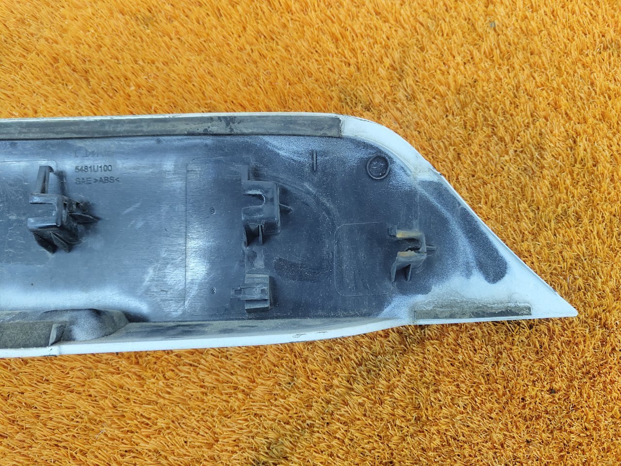 Накладка крышки багажника Qashqai 2021 2 (J11) MR20