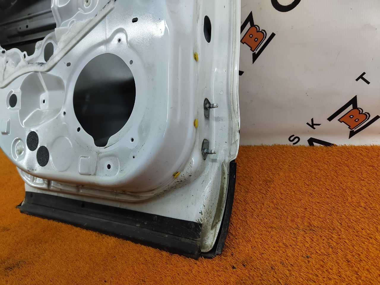 Дверь задняя левая Qashqai 2021 2 (J11) MR20