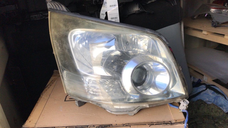 Фара Toyota Noah 75 Фара Toyota Noah 75