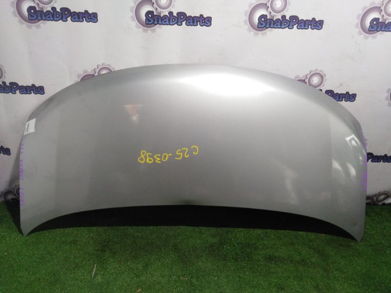 Капот Nissan Serena C25 Капот Nissan Serena C25