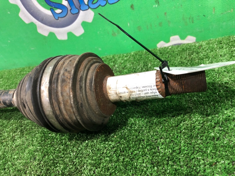 Привод передний левый Aqua 2019 NHP10 1NZ-FXE Привод передний левый Aqua 2019 NHP10 1NZ-FXE