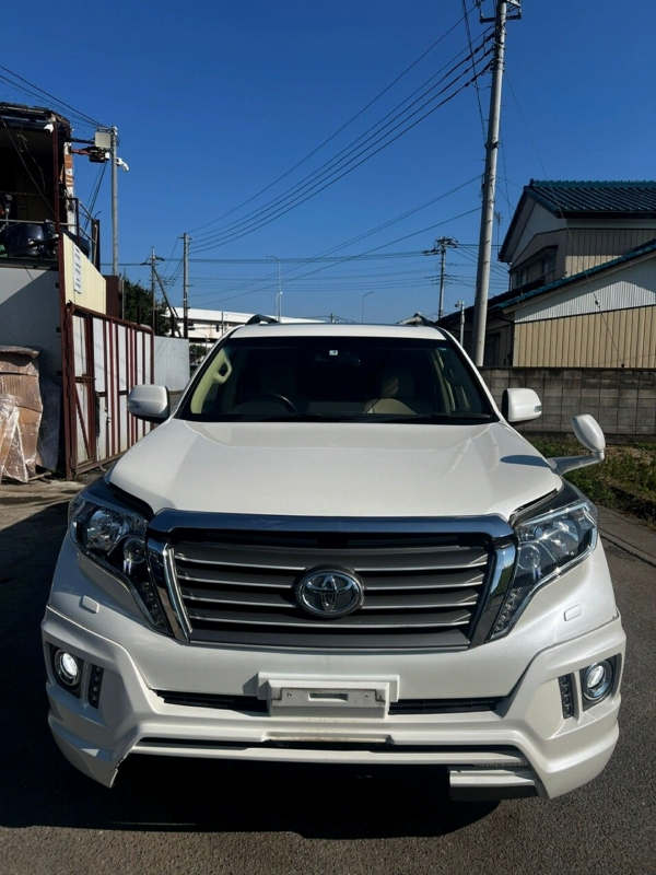 Автомобиль Toyota Land cruiser GDJ150 1GD-FTV 2015 года в разбор