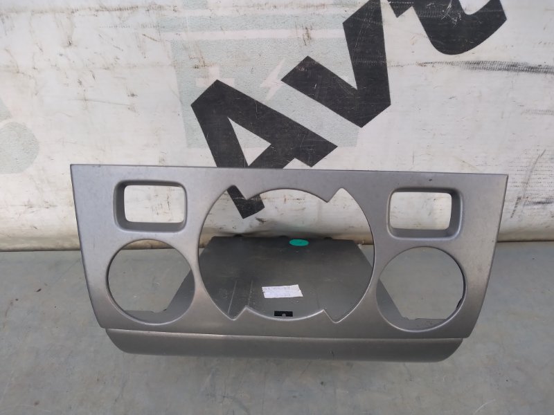 Запчасть пепельница PEUGEOT 308 2007 1.6 EP6 9658691077 контрактная Пепельница PEUGEOT 308 2007 1.6 EP6 9658691077 контрактная