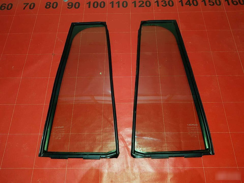 Стекло двери заднее Lexus LX570 6812360320 Б/У