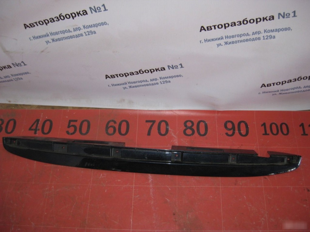 Накладка на дверь багажника Lexus RX300 7680148040 Б/У