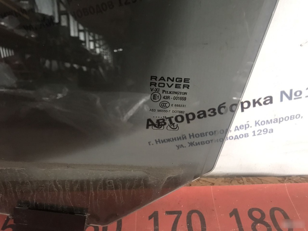 Стекло двери заднее Range Rover L405