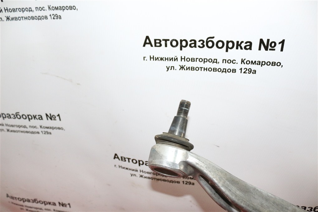 Рычаг подвески верхний передний правый A4 2011 Седан B8 CDN