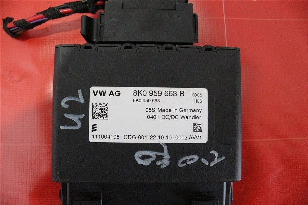 Блок управления бортовой сети Audi A4 2011 Седан B8 CDN 8k0959663b контрактная