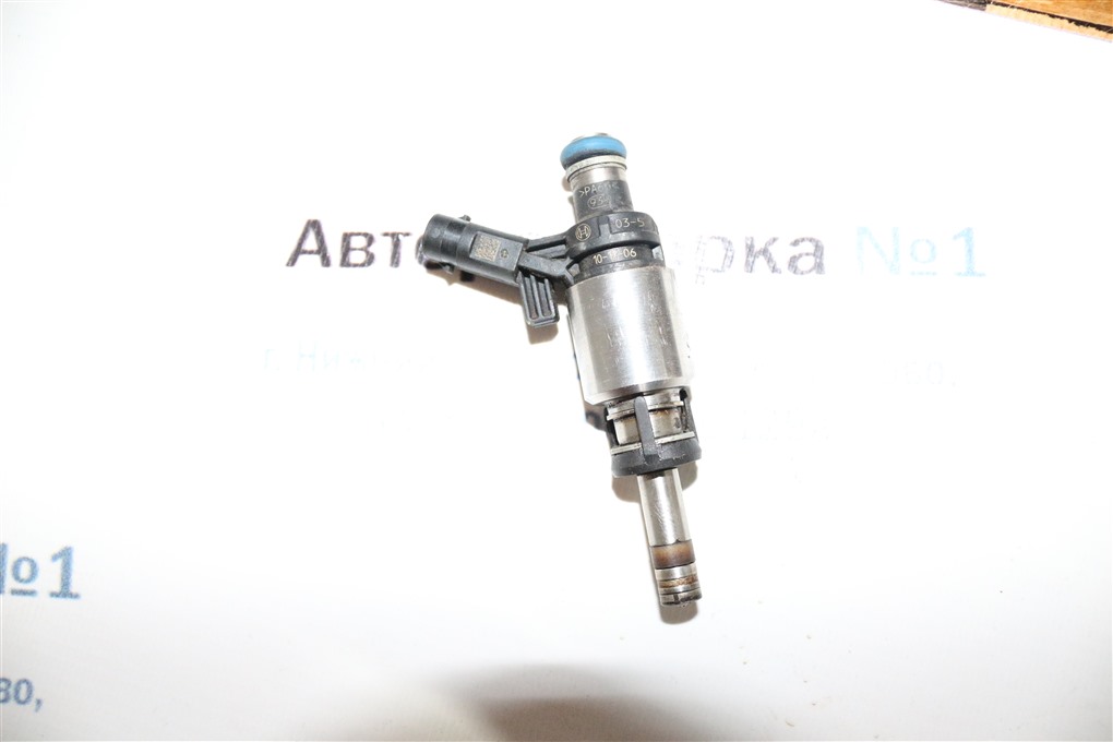 Форсунка топливная A4 2011 Седан B8 CDN