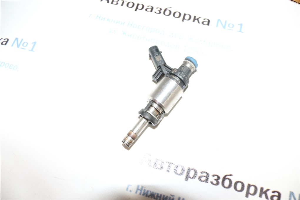 Форсунка топливная A4 2011 Седан B8 CDN
