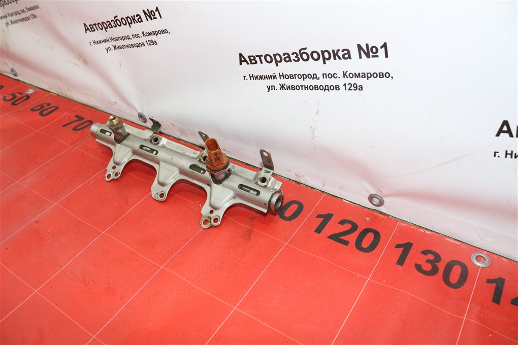 Топливная рампа A4 2011 Седан B8 CDN