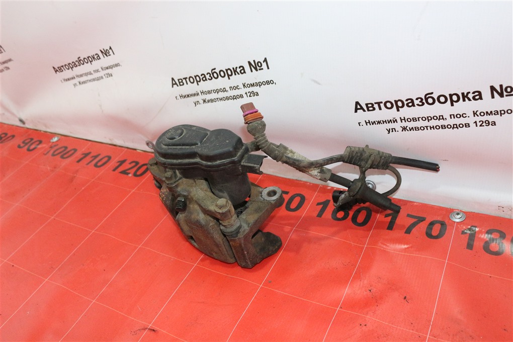Суппорт тормозной задний правый A4 2011 Седан B8 CDN