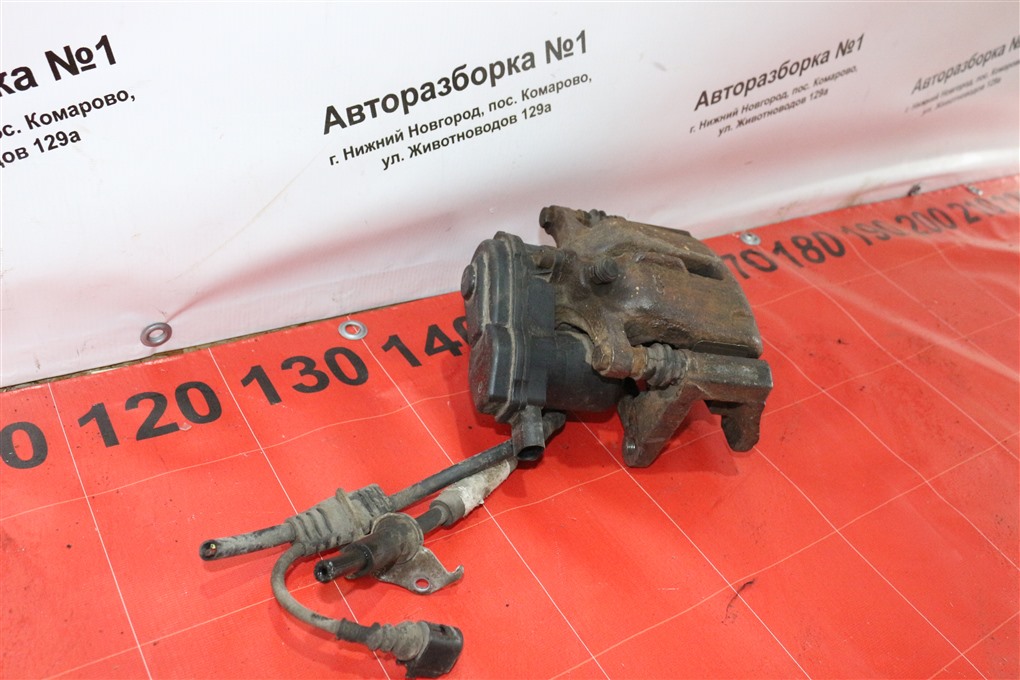 Суппорт тормозной задний правый A4 2011 Седан B8 CDN