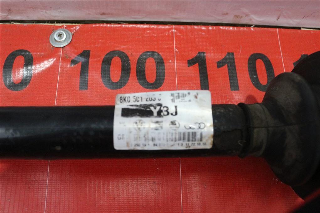 Вал приводной передний левый Audi A4 2011 Седан B8 CDN 8k0501203j контрактная
