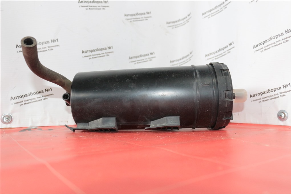 Фильтр паров топлива C-class 2009 w204 271.950 m271
