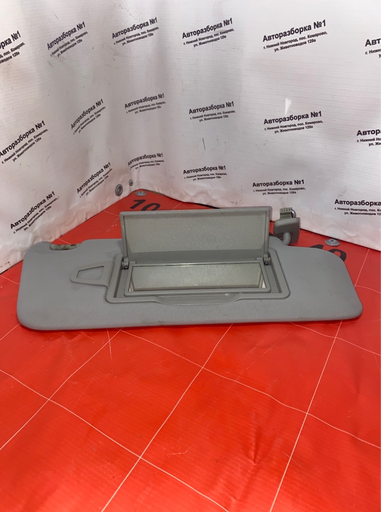 Козырек солнцезащитный правый C-class 2009 w204 271.950 m271