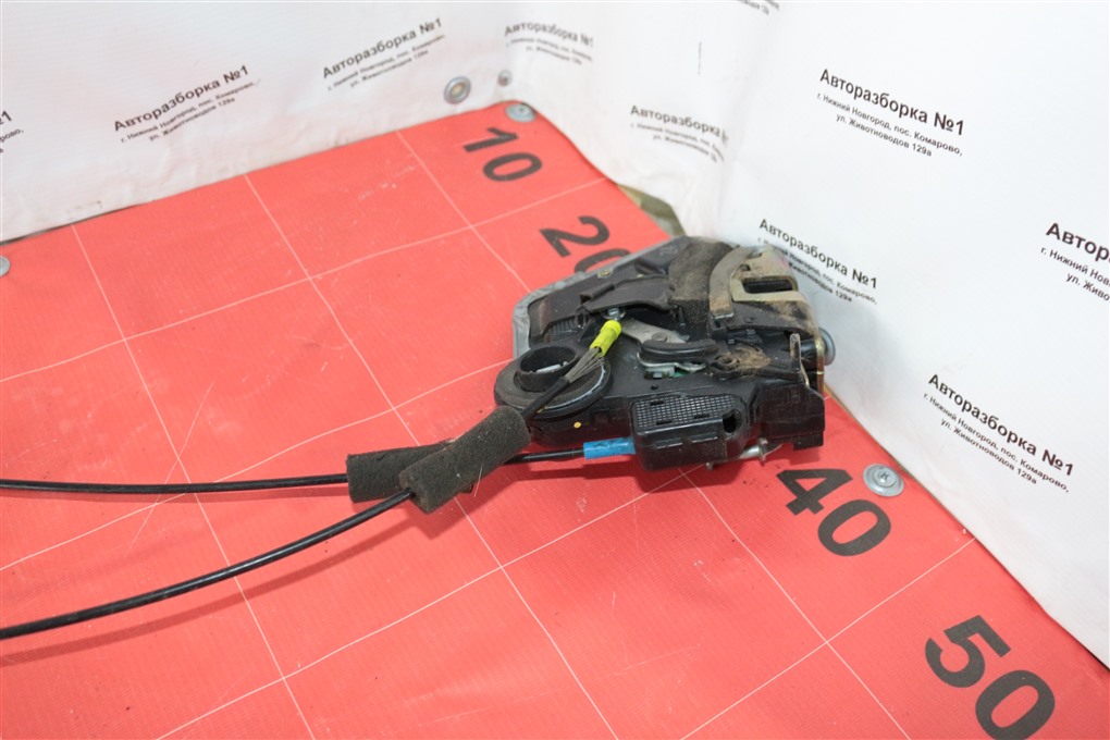 Замок двери задний правый RX300 2004 1MZFE