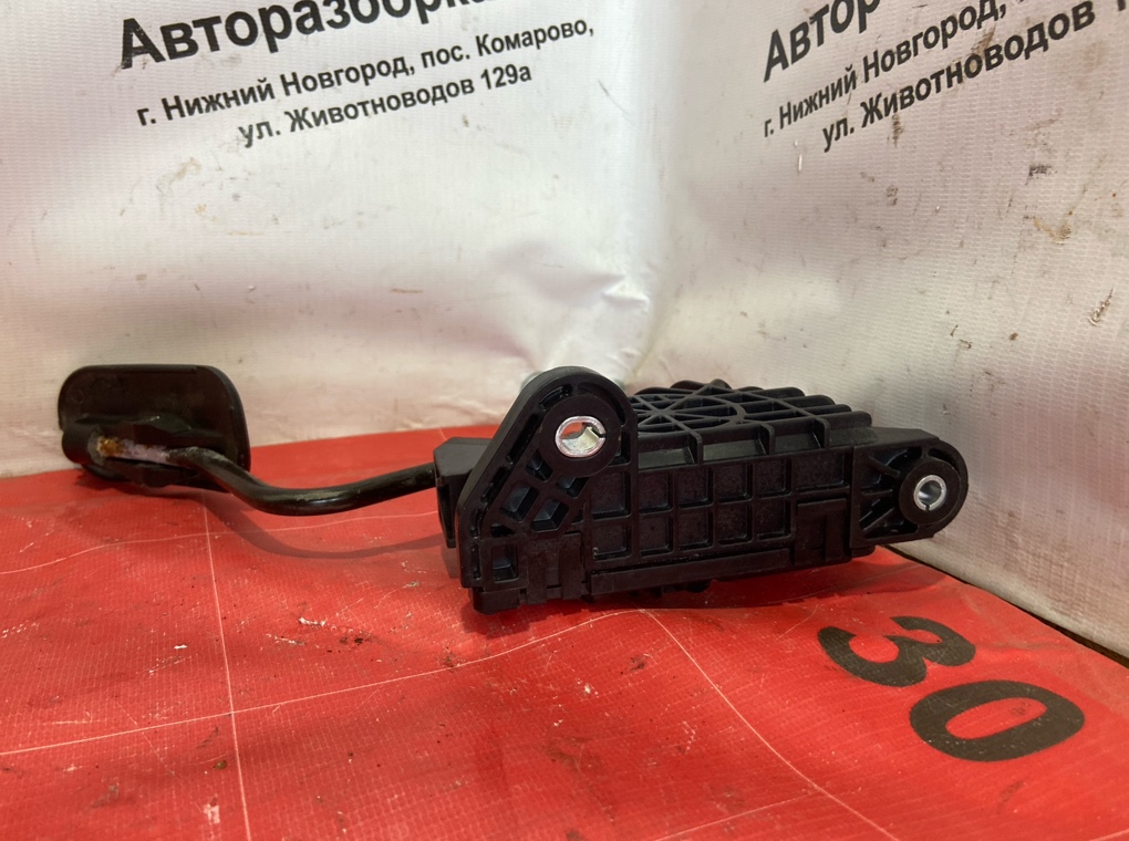 Педаль газа передняя RX300