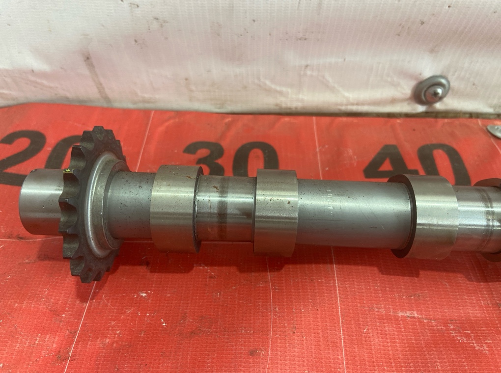 Распредвал Ford focus db 2.0d