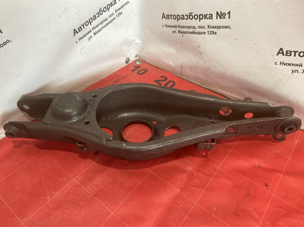 Рычаг подвески задний правый Toyota RAV4 2008 30 1AZFE 4873042040 контрактная