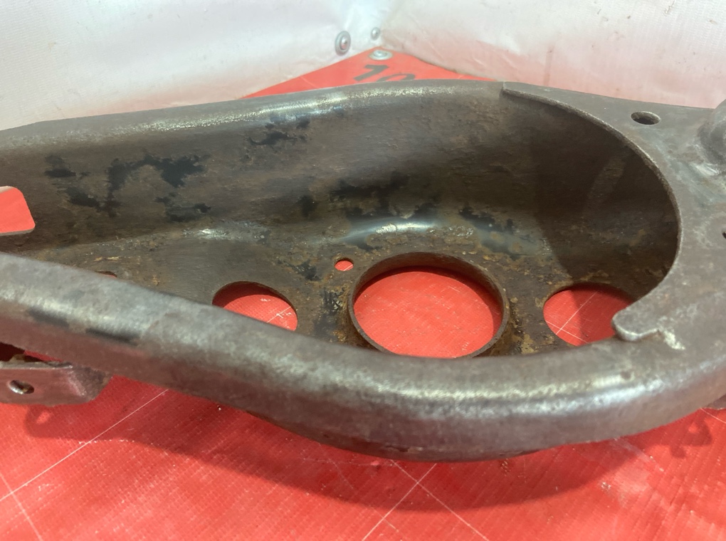 Рычаг подвески задний левый RAV4 2008 30 1AZFE