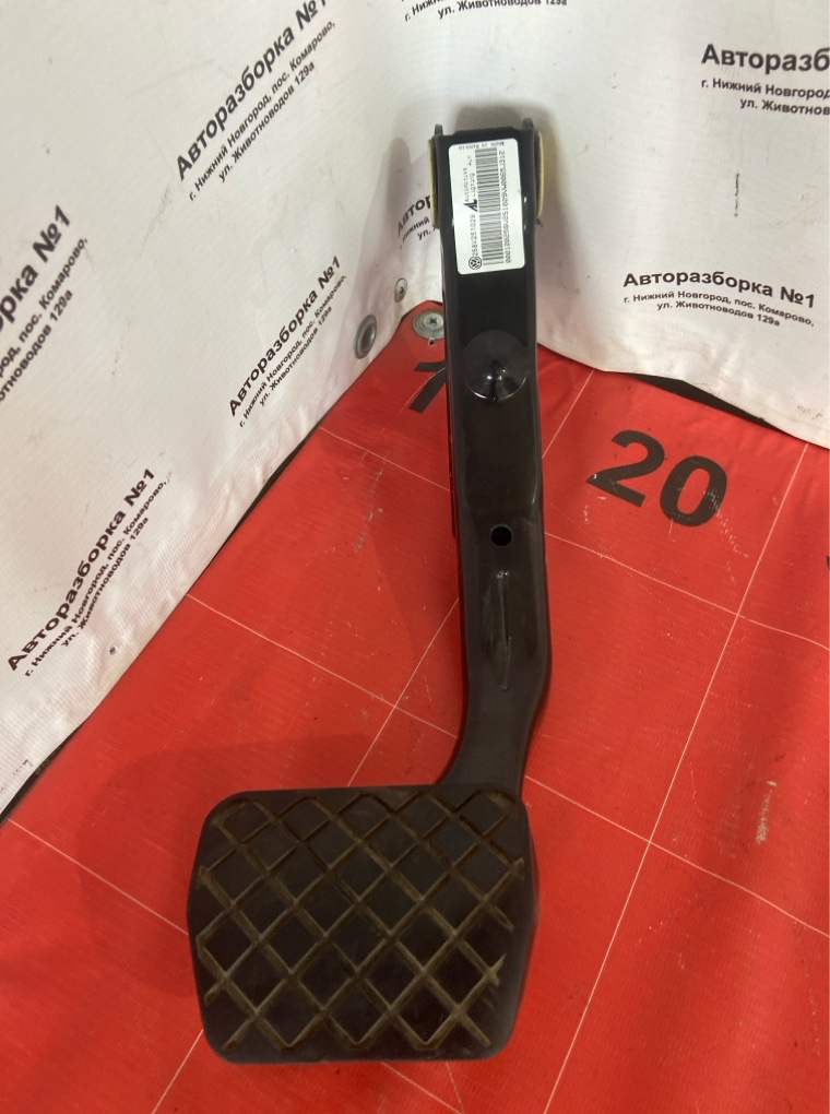 Педаль тормоза передняя Volkswagen Polo 6RU723141 контрактная