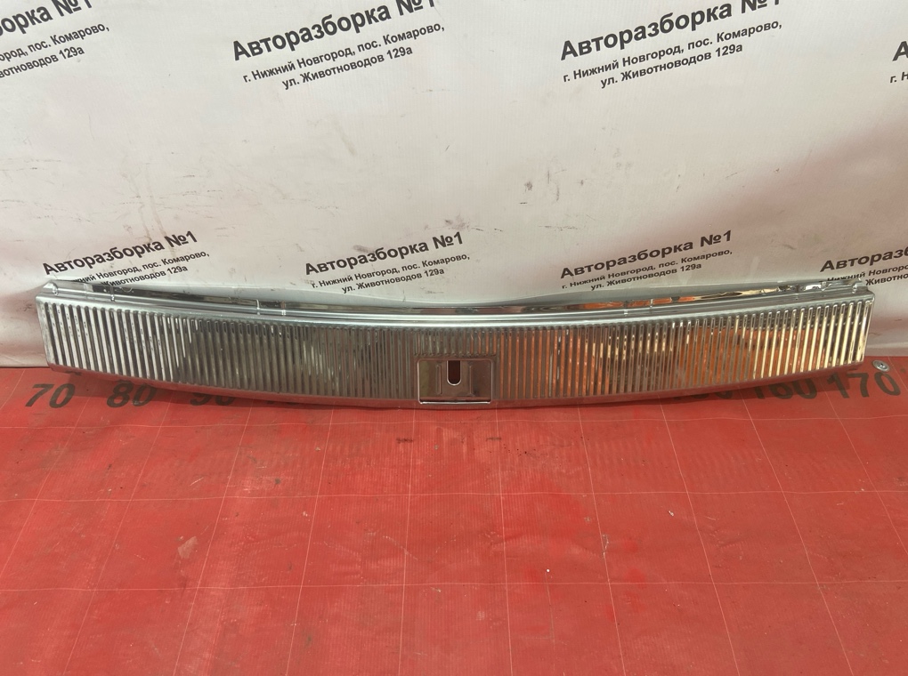 Накладка замка багажника Volkswagen Touareg 7L6863459H контрактная