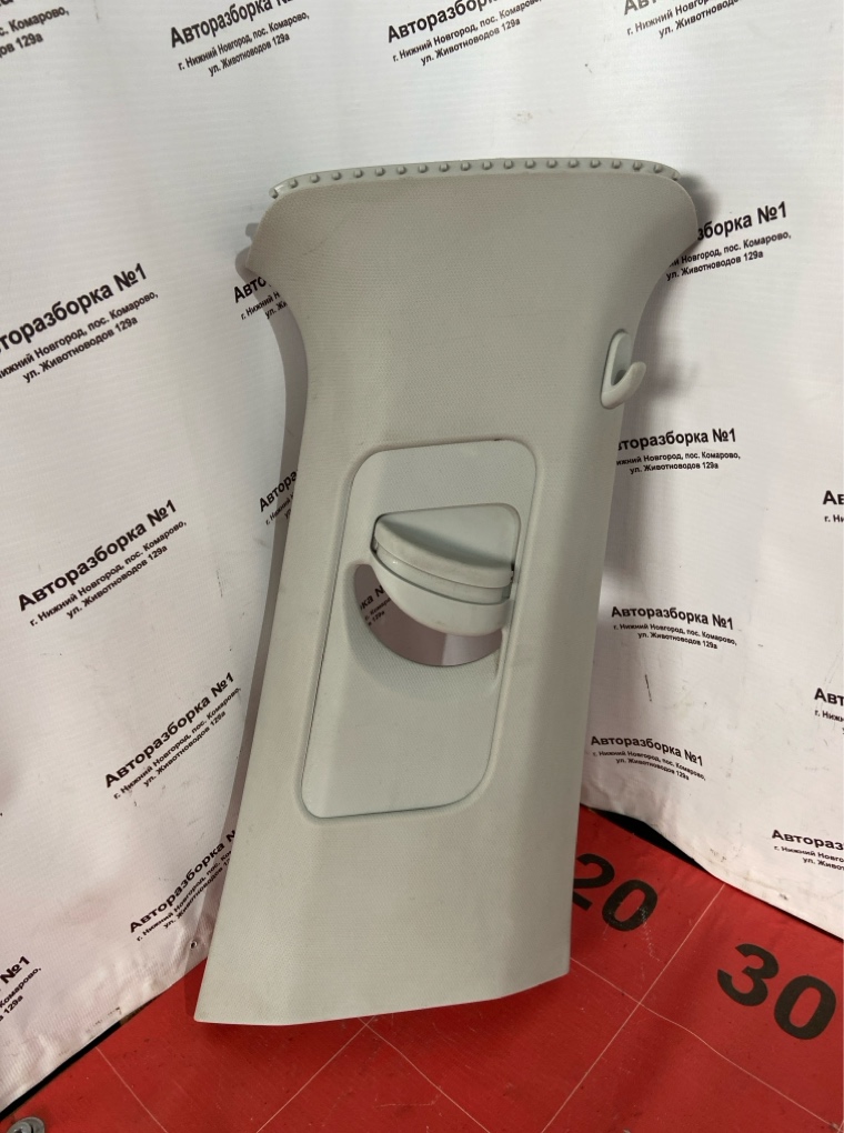 Накладка на стойку кузова правая Volkswagen Polo 2009 Седан 6ru868312c контрактная